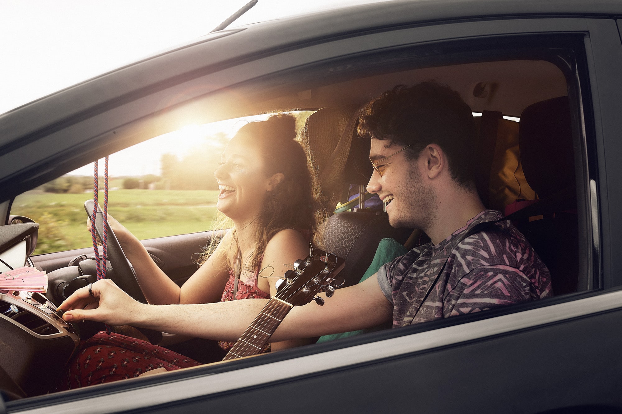 how to stay stay awake while driving