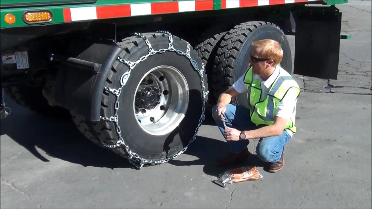 truck driving tips chain up wheels