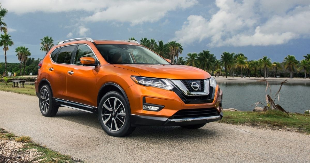 Nissan Rogue vs Toyota Rav4 The Crossover Battle CAR FROM JAPAN