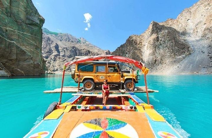 World Traveling travel the world by car