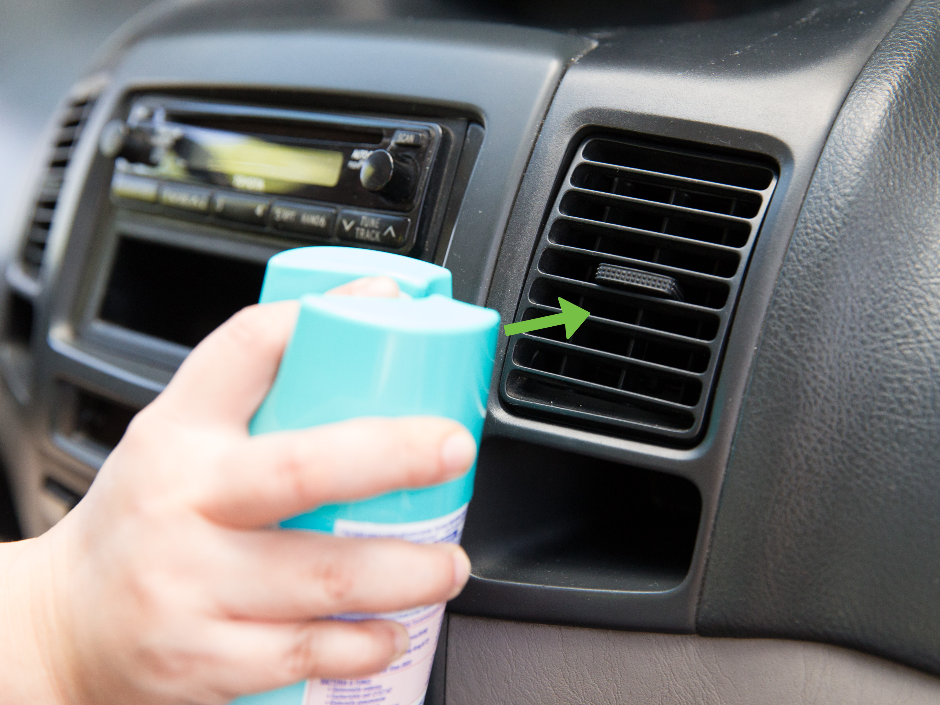 How To Unclog Air Vents In Car From Removing Smell To Cleaning Fungi