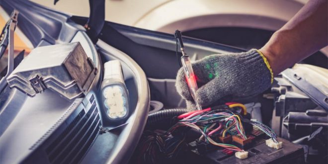 Illuminated Test Light how to use a circuit tester on a car