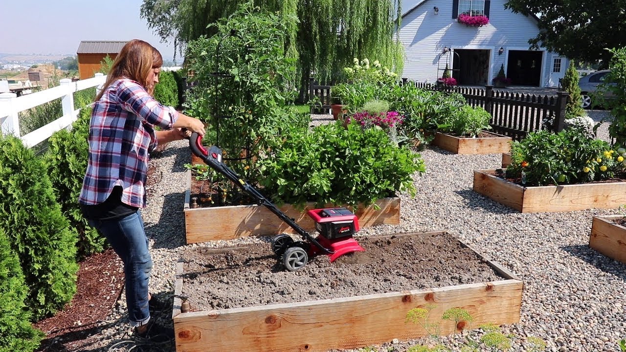 battery-powered gardening equipment
