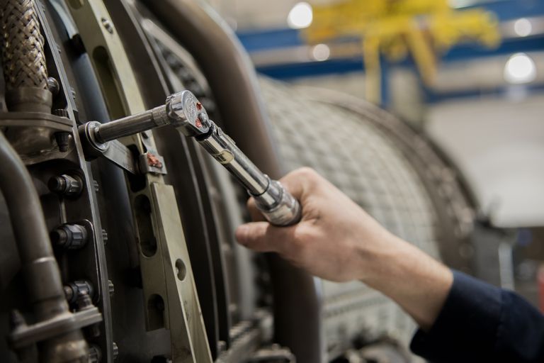 Torquing with a Torque Wrench torque wrench