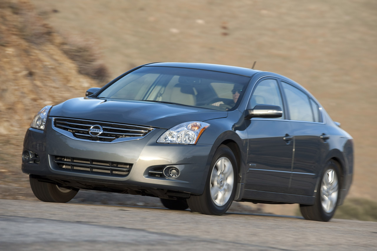2010 Nissan Altima Hybrid nissan hybrid