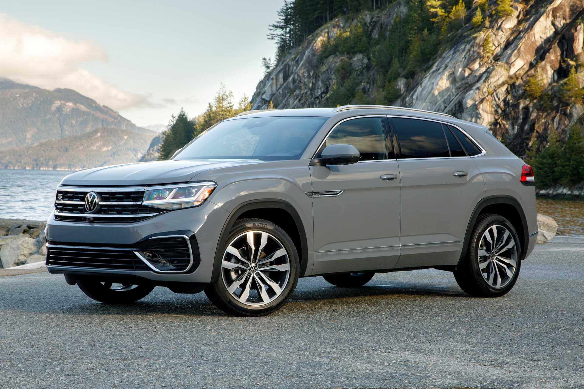 2020 Volkswagen Atlas large suv with 3rd row seating