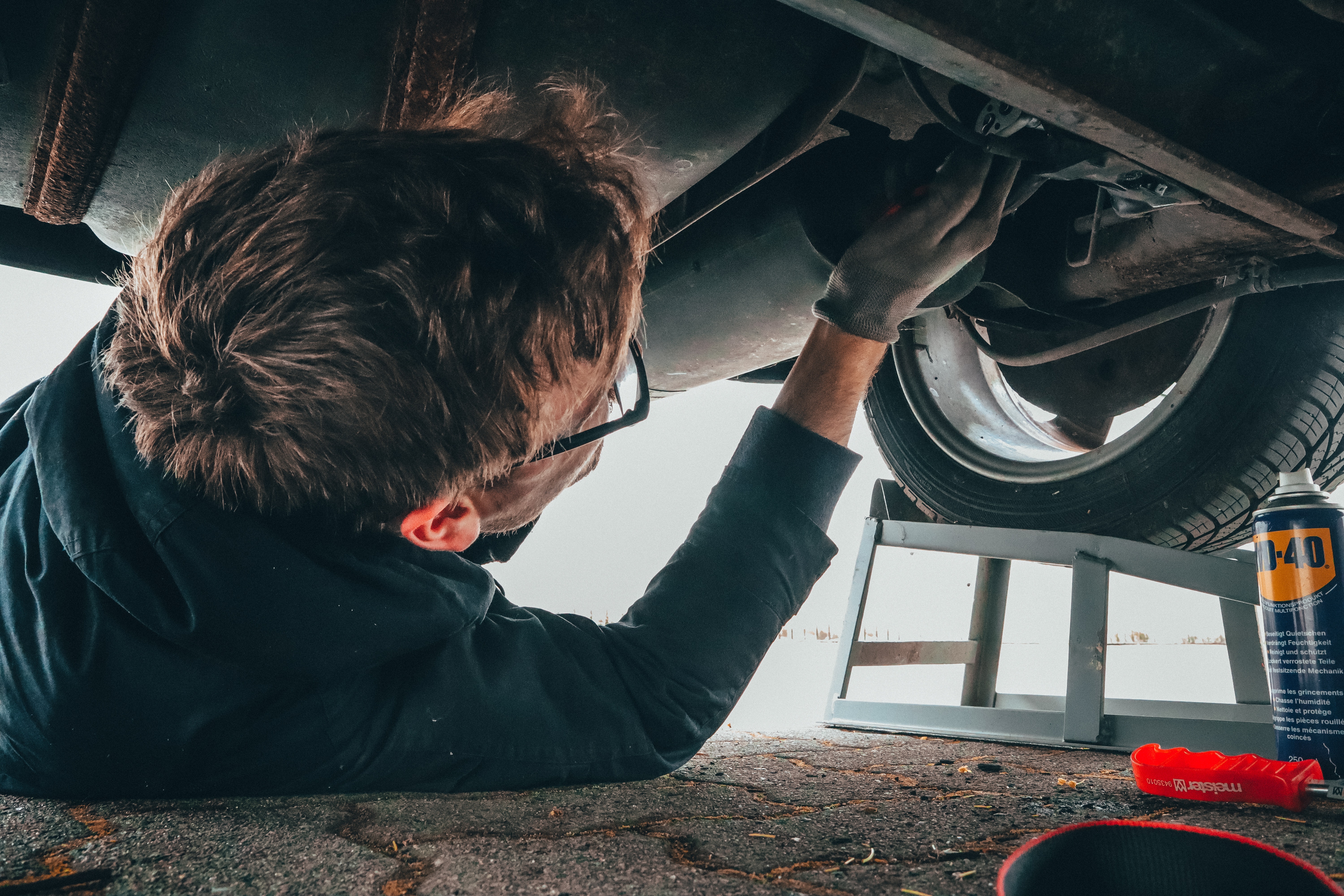 Fixing Wrong Fuel Problem in a Garage fixing Wrong fuel in car