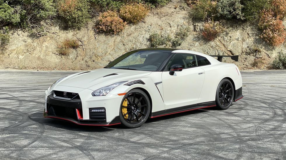 2020 Nissan GT-R Nismo fastest accelerating car