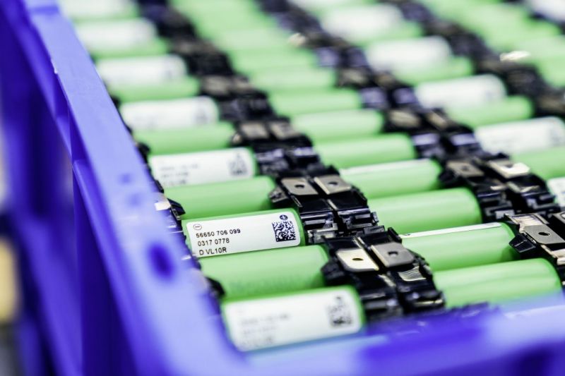 Li-ion battery cells. lithium ion battery technology