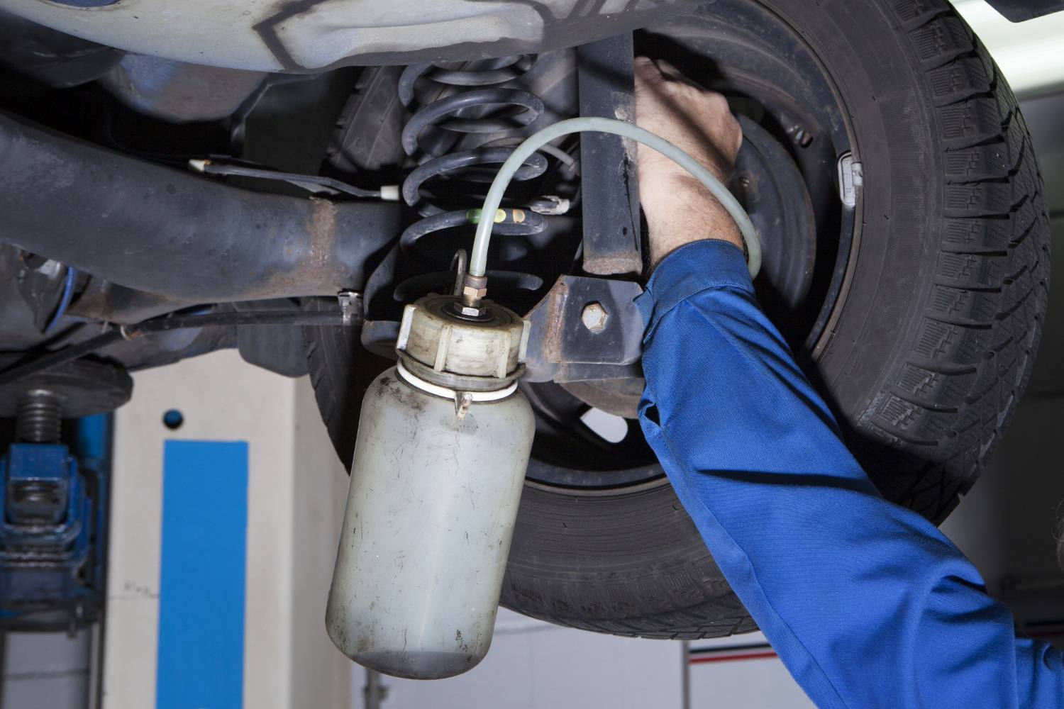 brake fluid flush cost