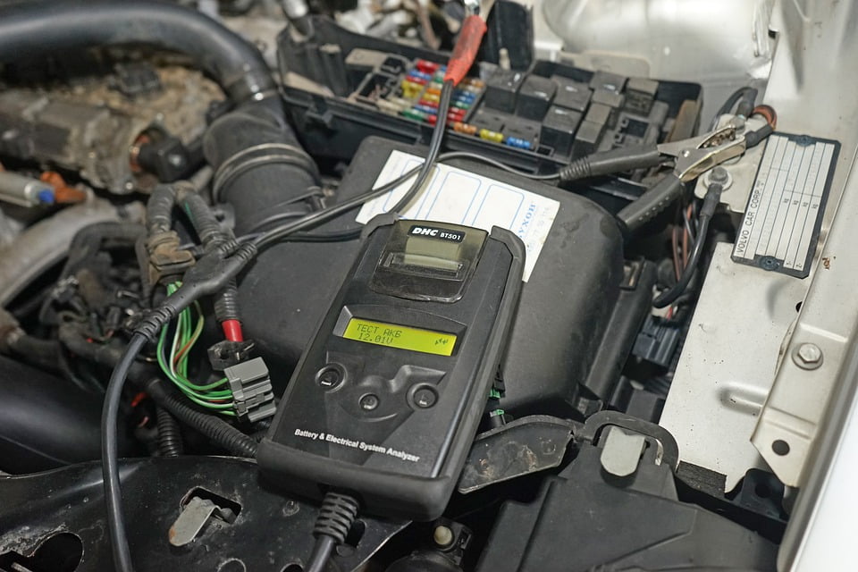 The Common Reasons for Car Battery Won't Hold Charge - CAR FROM JAPAN