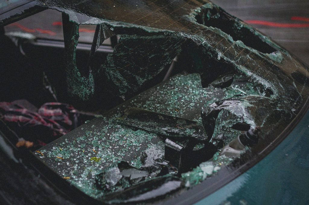 Car mirror breaks