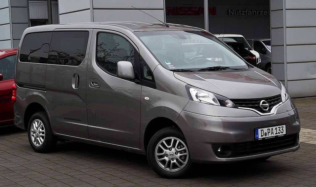 Modern vans are not boxy. van car facts