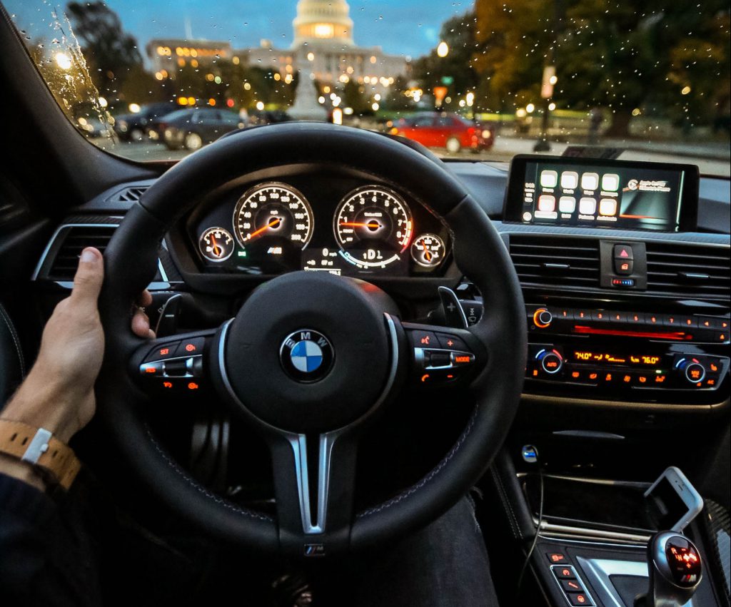 Steering wheels holding steering wheels
